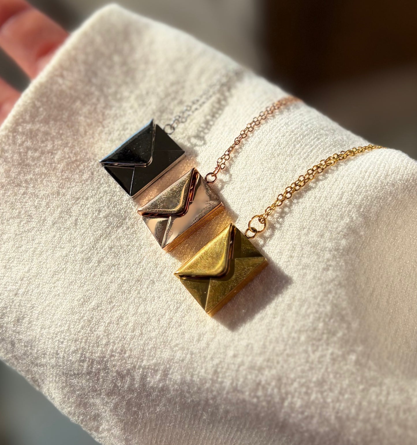 Pendant Necklace