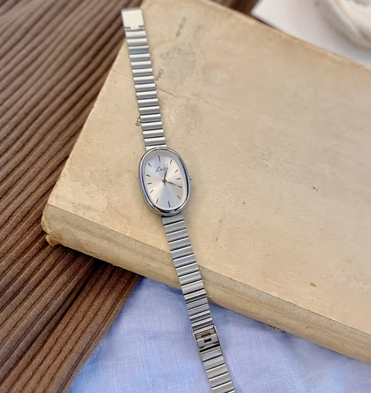 Vintage Elegant Quartz Watch